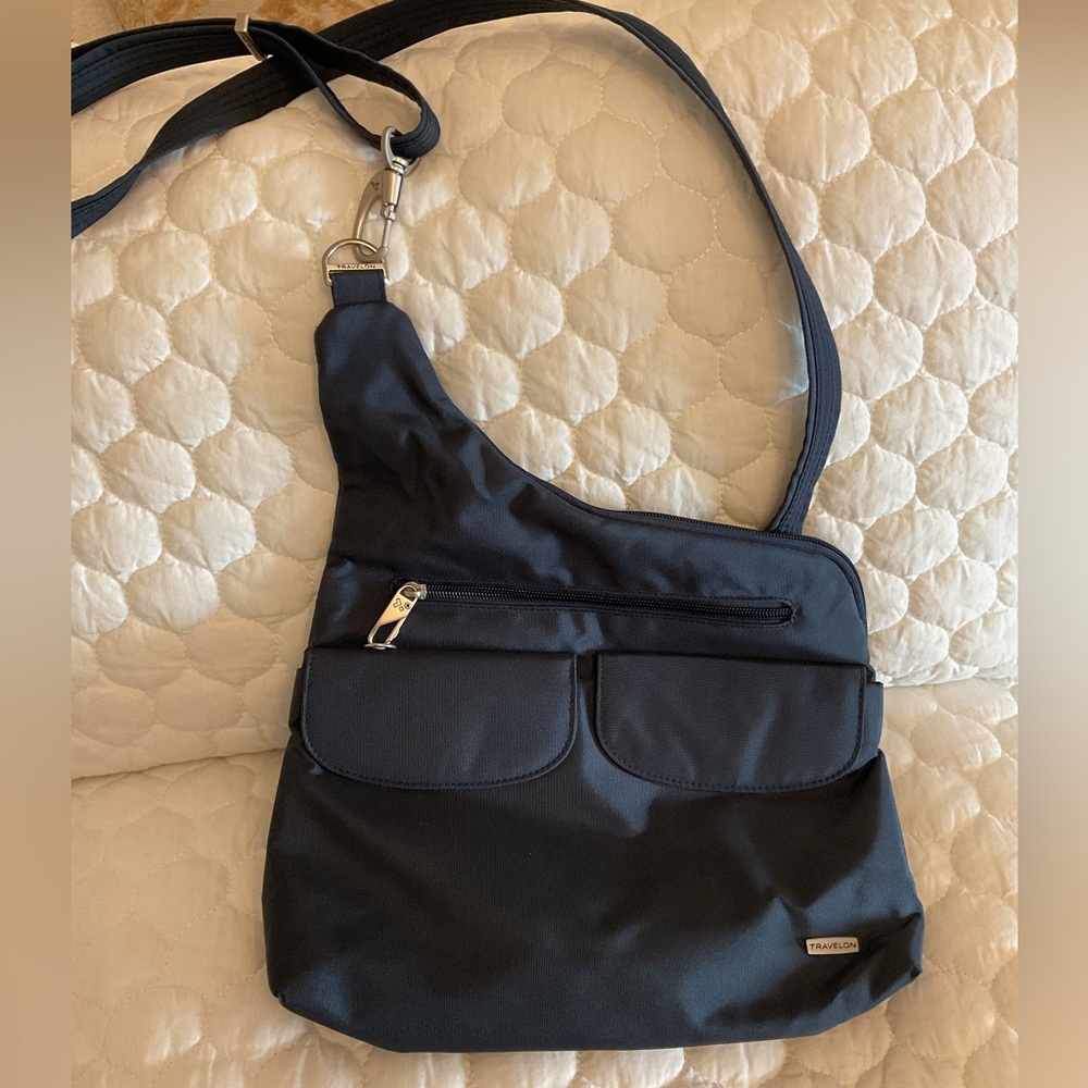 Travelon Secure Anti-Theft Messenger Bag, Crossbody
